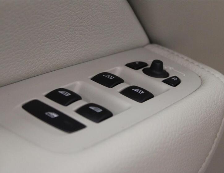 Volvo XC60 15