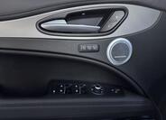 Alfa Romeo Stelvio 10