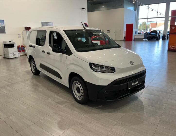 Toyota ProAce City 3