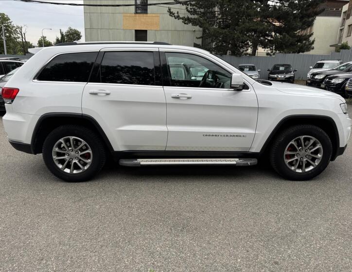 Jeep Grand Cherokee 13