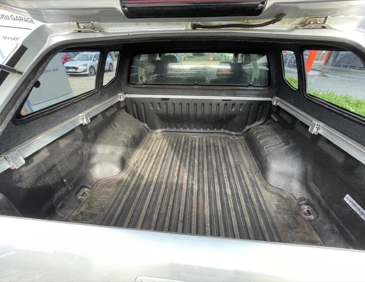Volkswagen Amarok 12