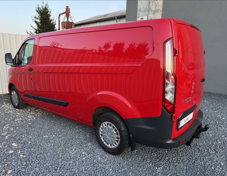 Ford Transit Custom 10