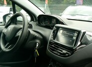 Peugeot 208 18