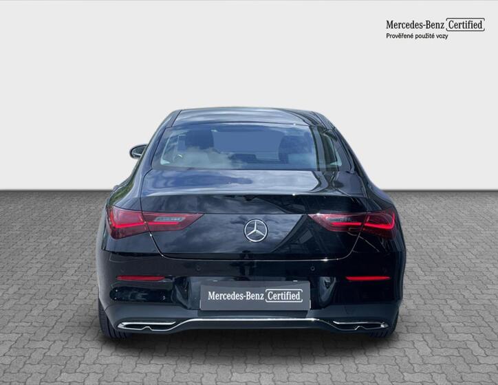 Mercedes-Benz CLA 4