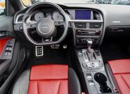 Audi S5 32