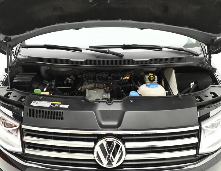 Volkswagen Multivan 9