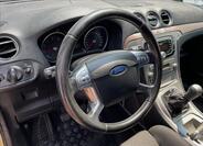 Ford S-MAX 12