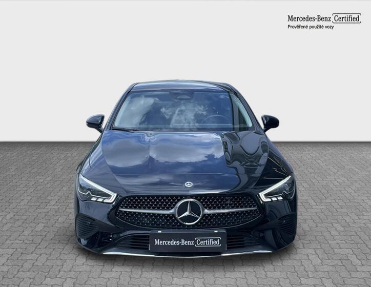 Mercedes-Benz CLA 8