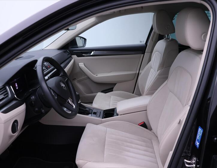 Škoda Superb 13