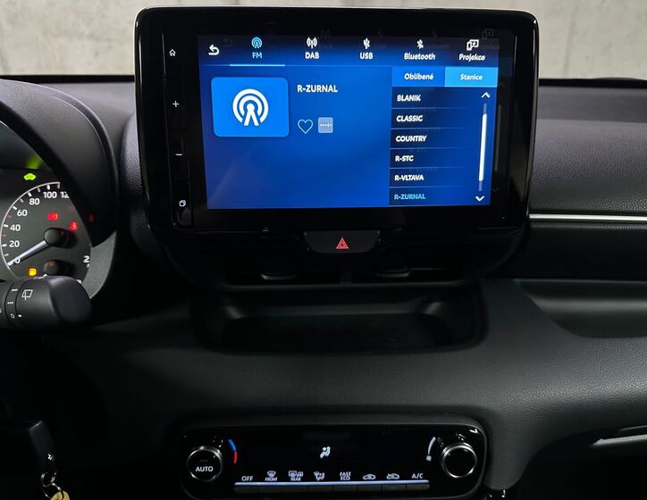 Toyota Yaris 15