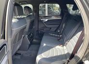 Volkswagen Touareg 11
