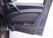 Mercedes-Benz Viano 13