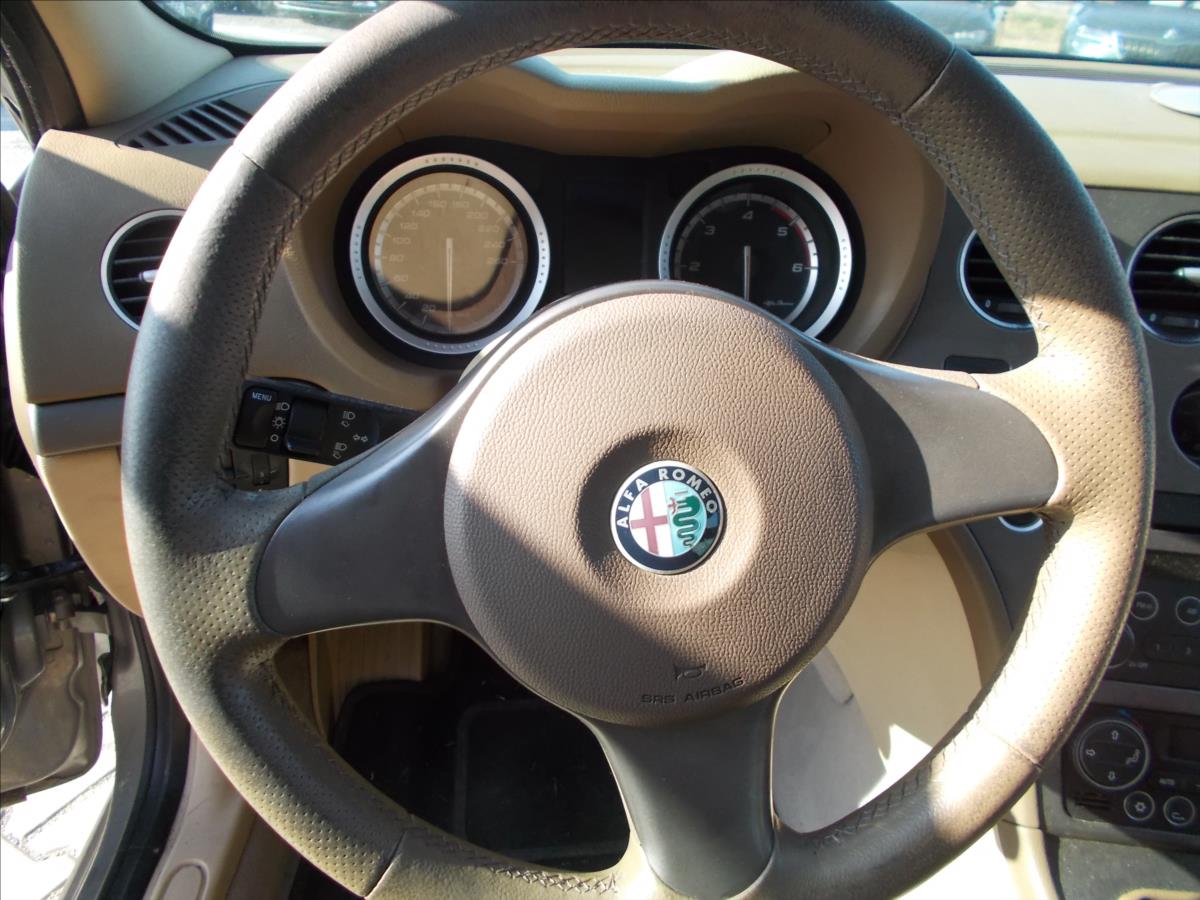 Alfa Romeo 159