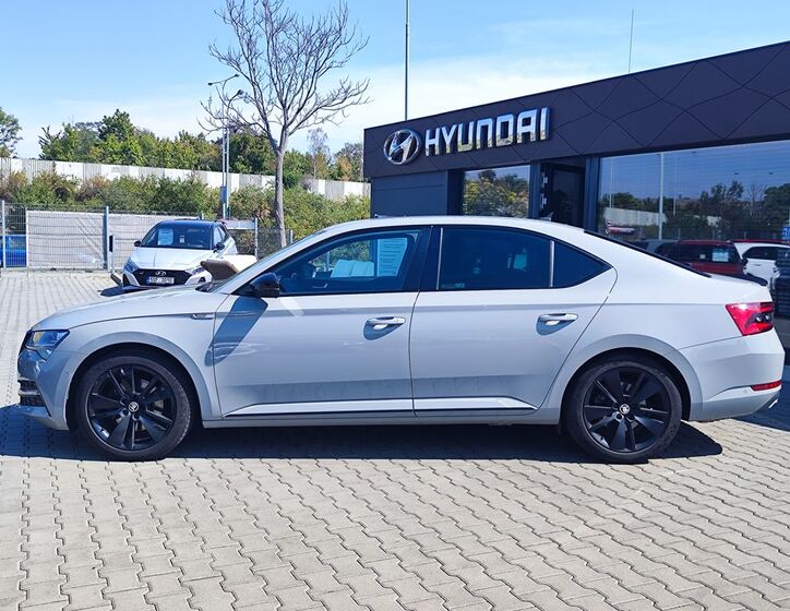 Škoda Superb 8