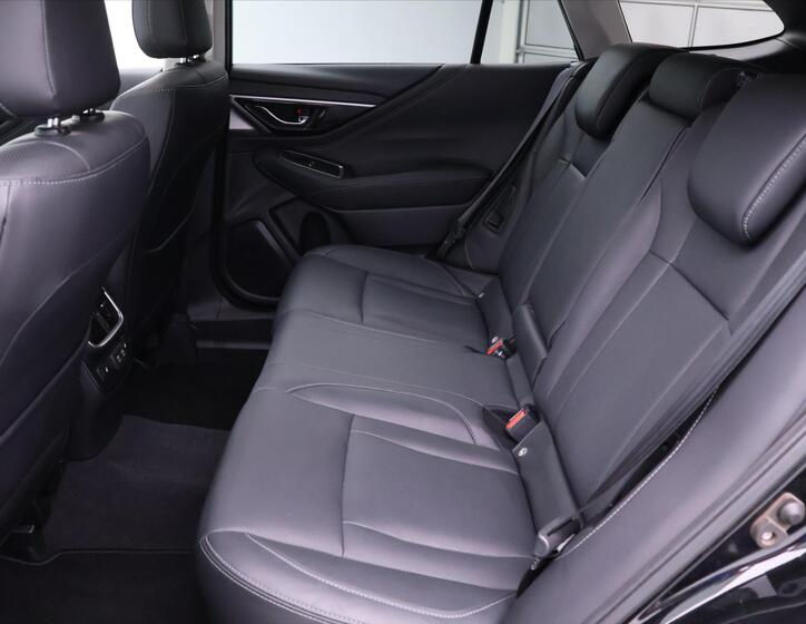 Subaru Outback 14