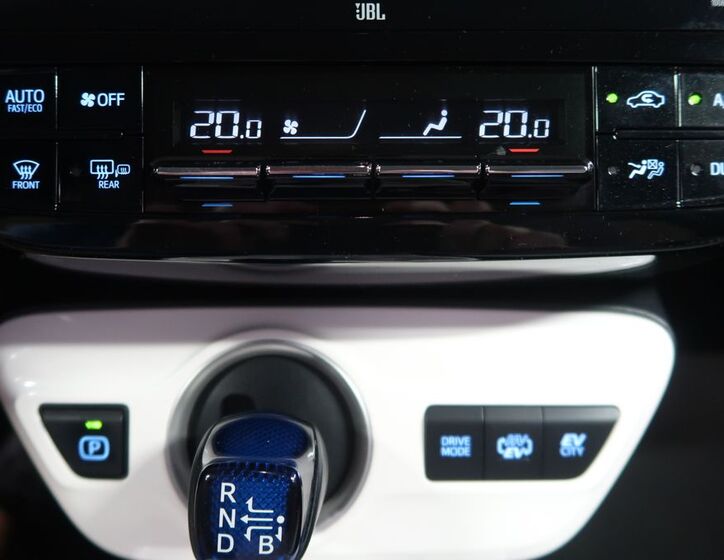 Toyota Prius 21