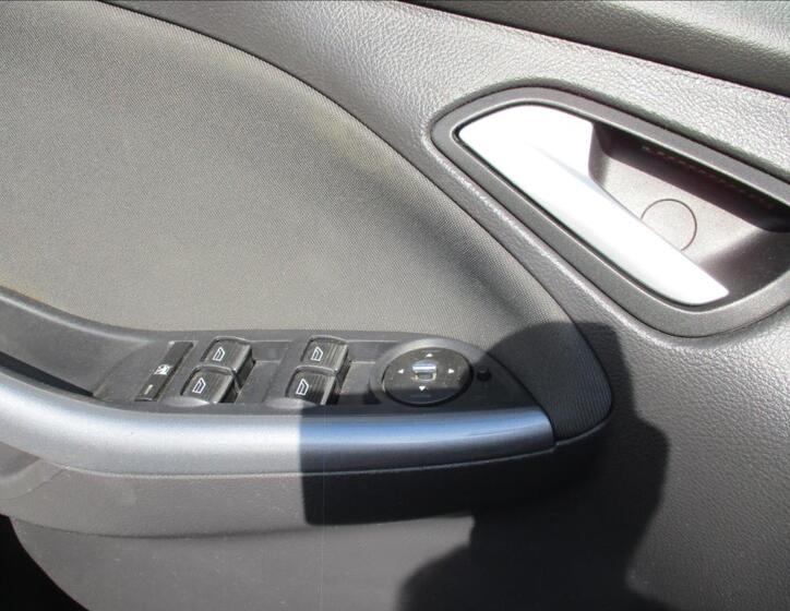 Ford Focus 27