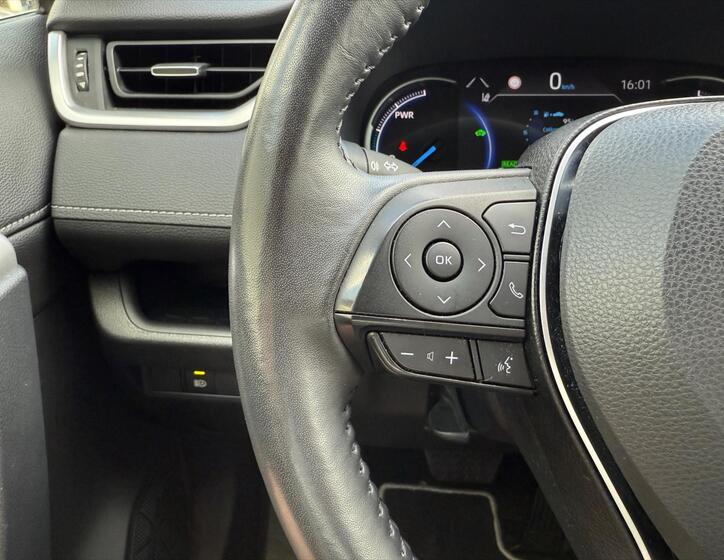 Toyota RAV4 12