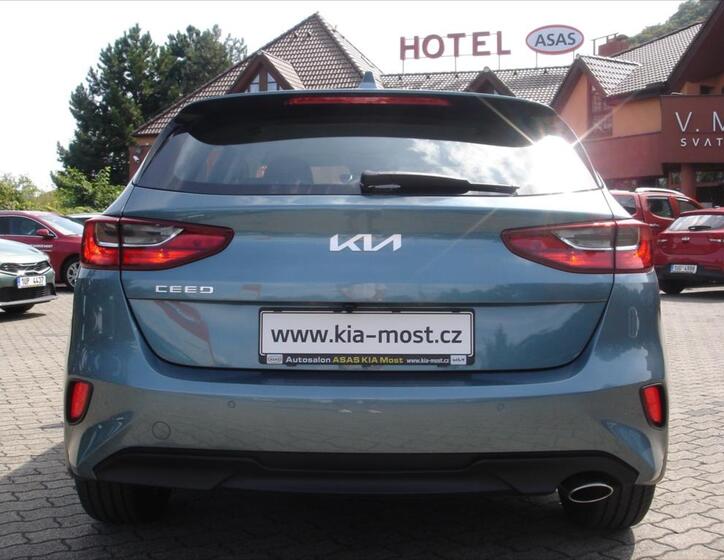 KIA Ceed 8