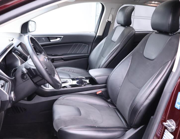 Ford Edge 11