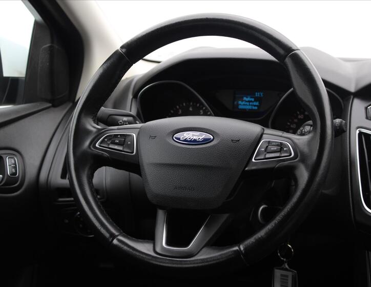 Ford Focus 13