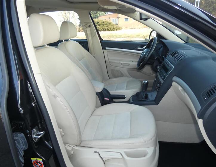 Škoda Octavia 11