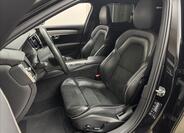 Volvo V90 30