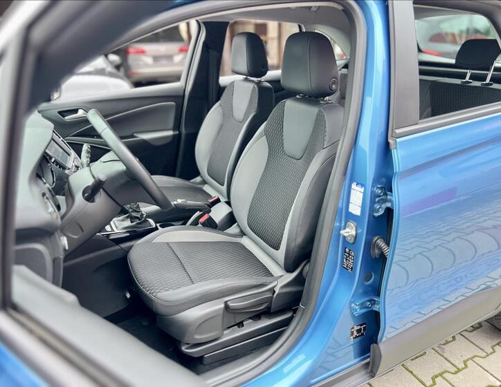 Opel Crossland X 9