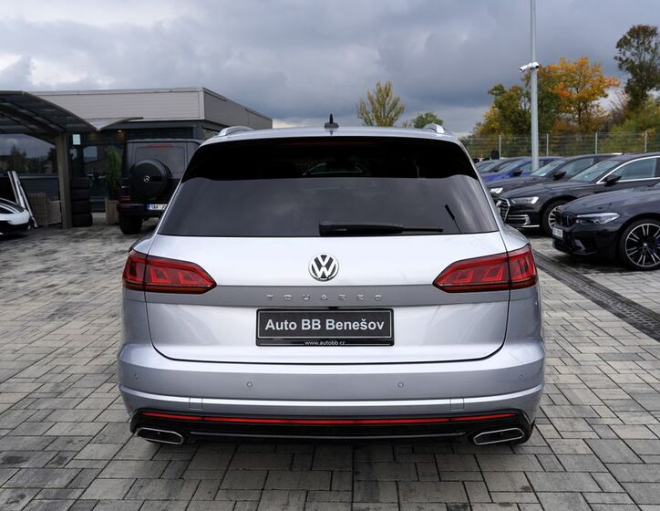 Volkswagen Touareg 5
