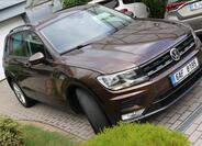 Volkswagen Tiguan 8