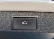 Škoda Superb 9