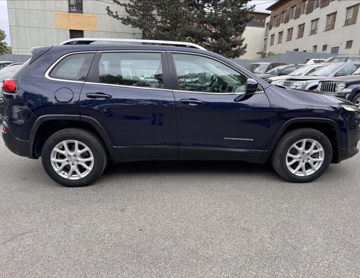 Jeep Cherokee 13