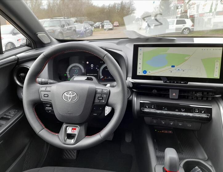 Toyota C-HR 9