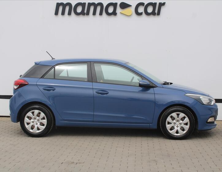 Hyundai i20 8