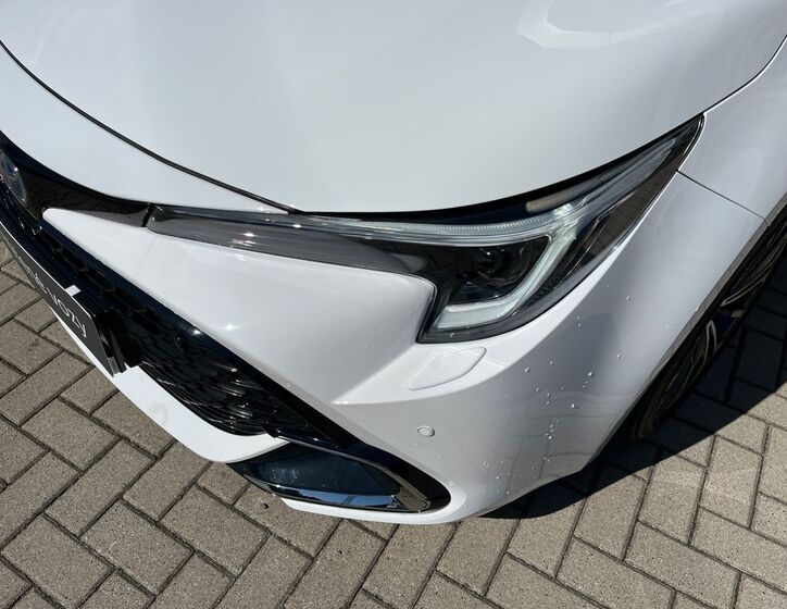 Toyota Corolla 13