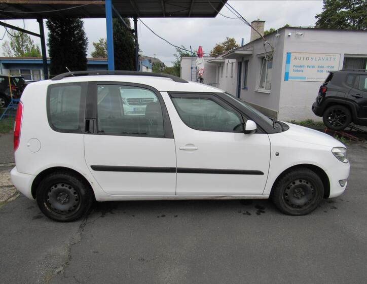 Škoda Roomster 8