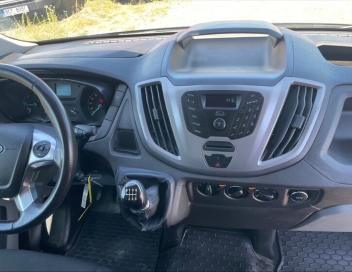 Ford Transit 10