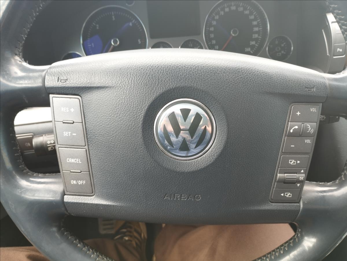 Volkswagen Phaeton