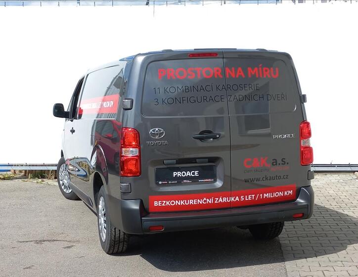 Toyota ProAce 6