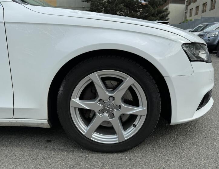 Audi A4 19