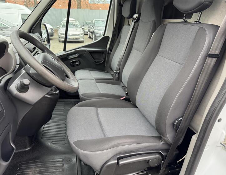 Renault Master 16