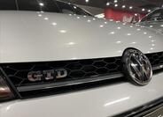 Volkswagen Golf 9