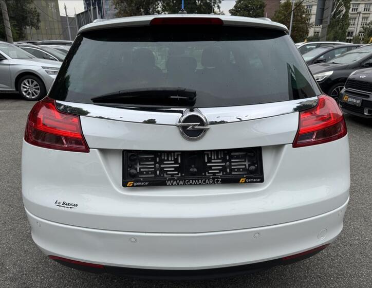 Opel Insignia 8