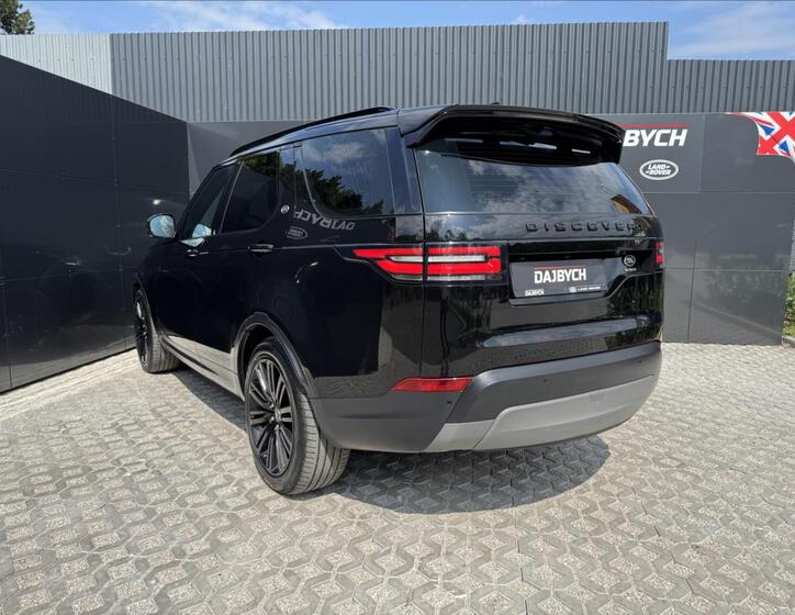 Land Rover Discovery 5