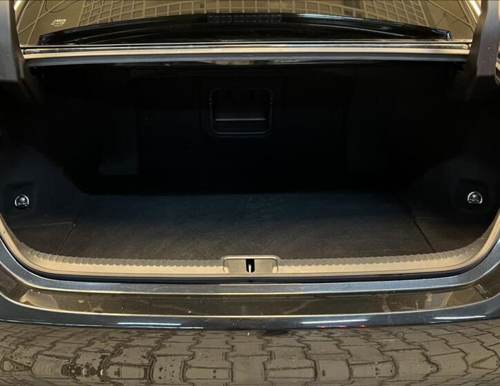 Lexus ES 300h 9