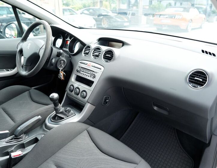 Peugeot 308 25