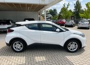 Toyota C-HR 8