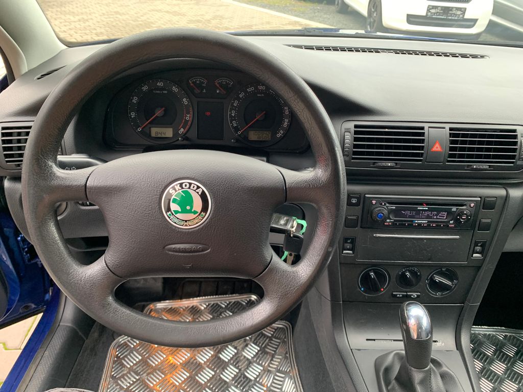 Škoda Superb