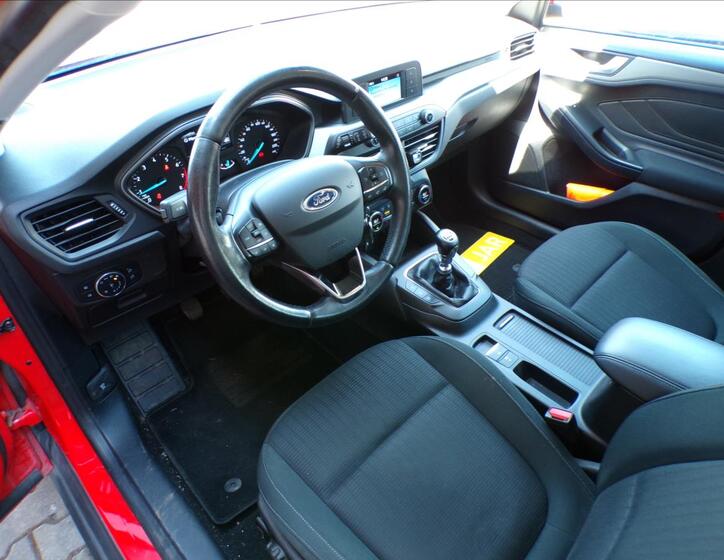 Ford Focus 14