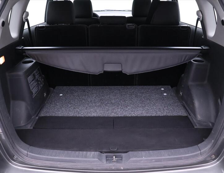 Toyota Corolla Verso 10